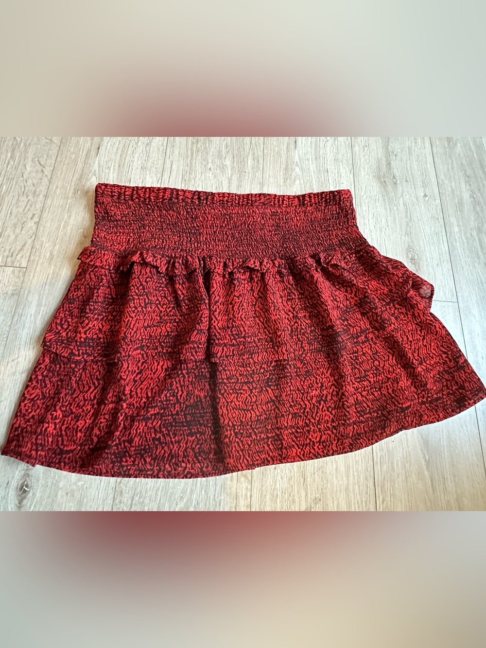 Michael Kors Red and Black Tiered Mini Skirt - Picture 2 of 6
